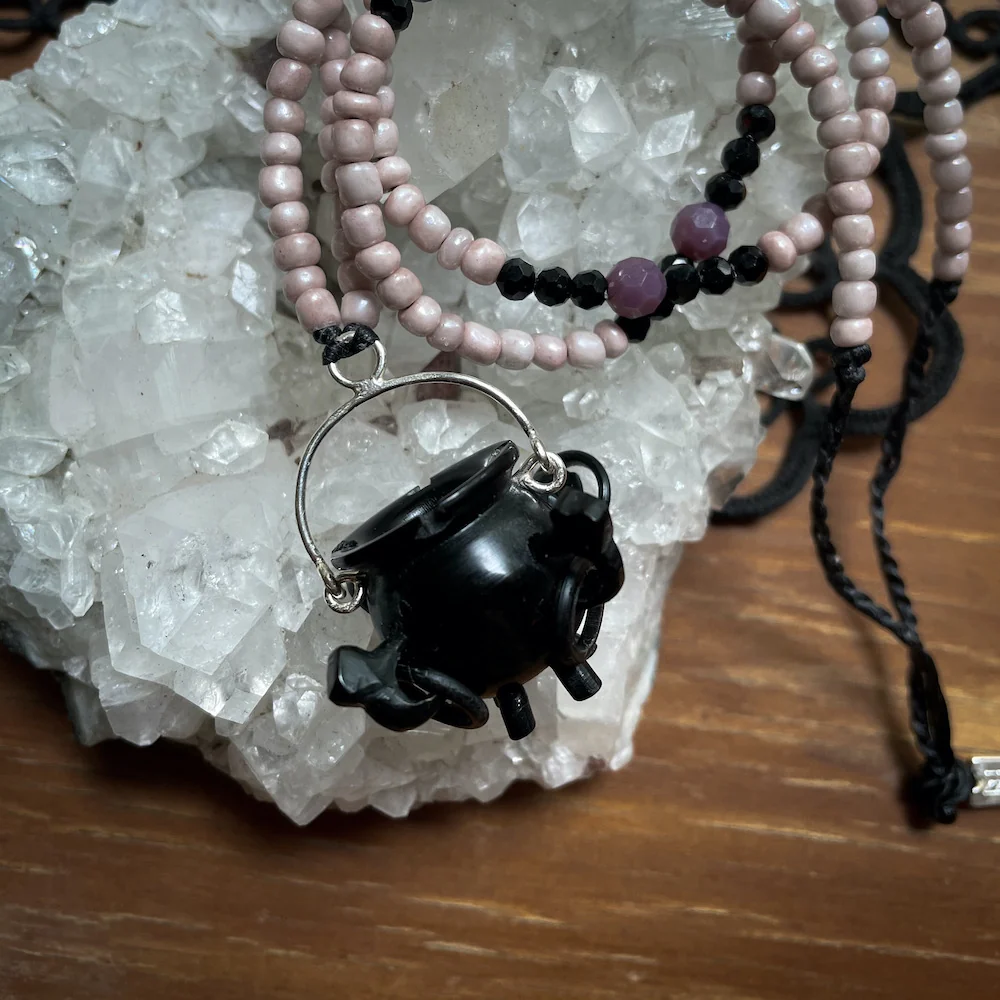 CAULDRON NECKLACE - Image 4
