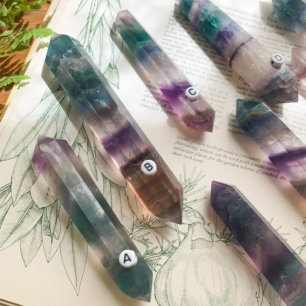 FLUORITE DOUBLE TERMINATED POINT - Image 5