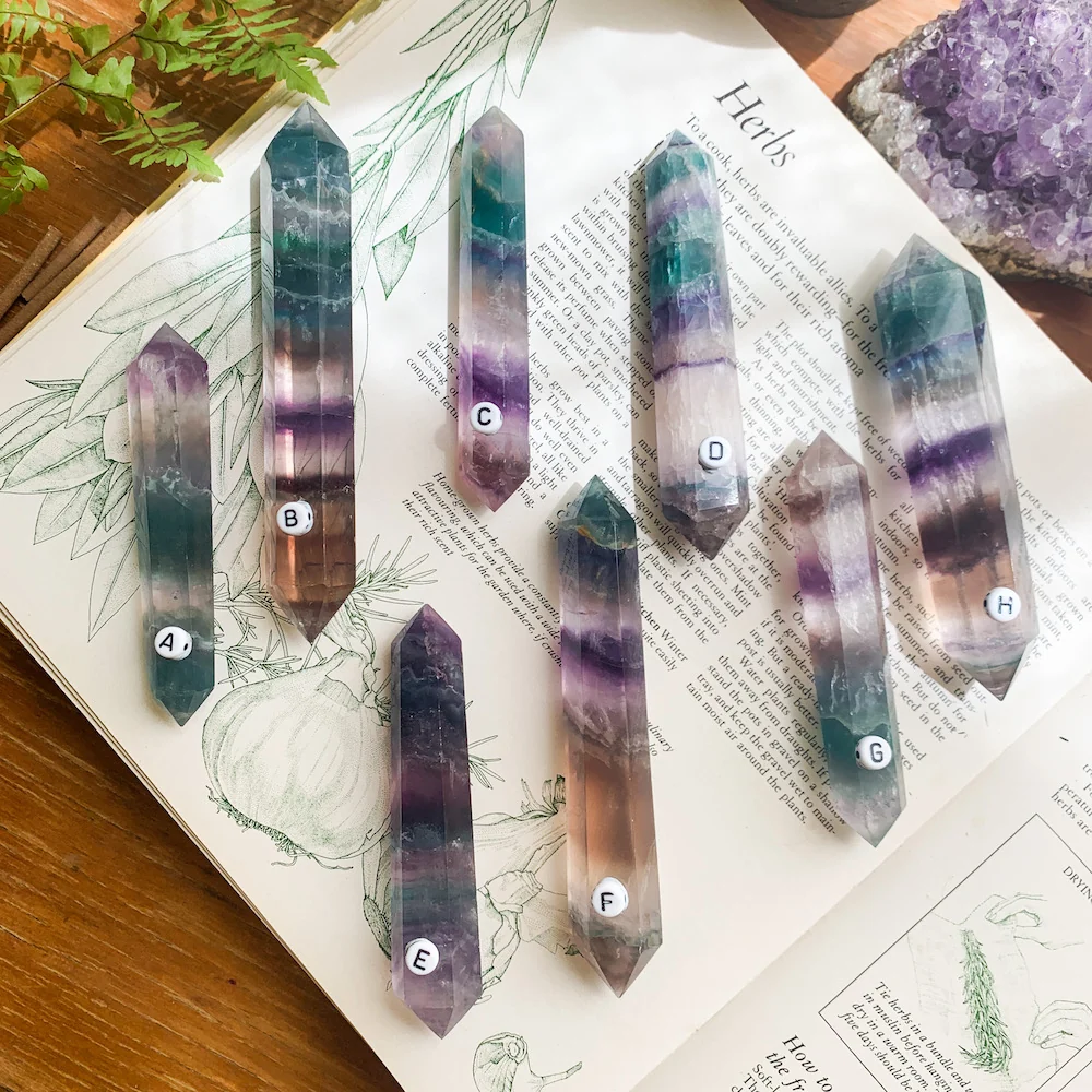 FLUORITE DOUBLE TERMINATED POINT - Image 6