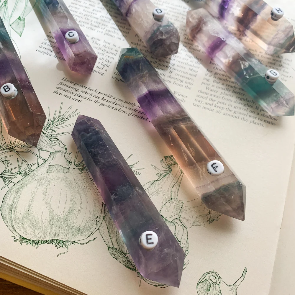 FLUORITE DOUBLE TERMINATED POINT - Image 7